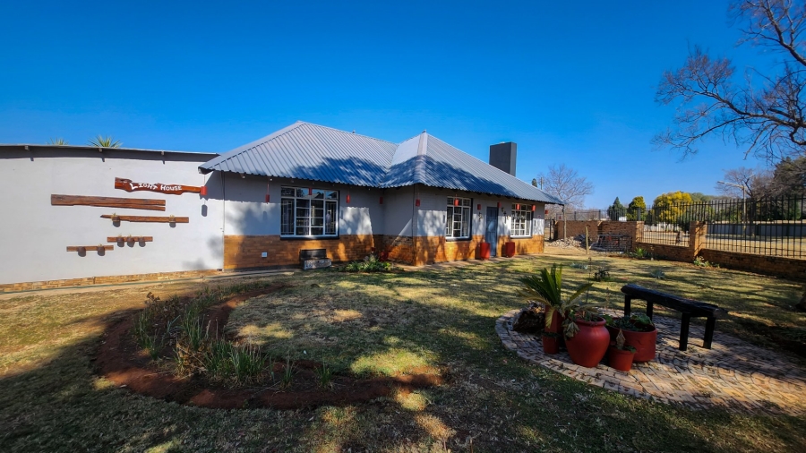 3 Bedroom Property for Sale in Stilfontein North West